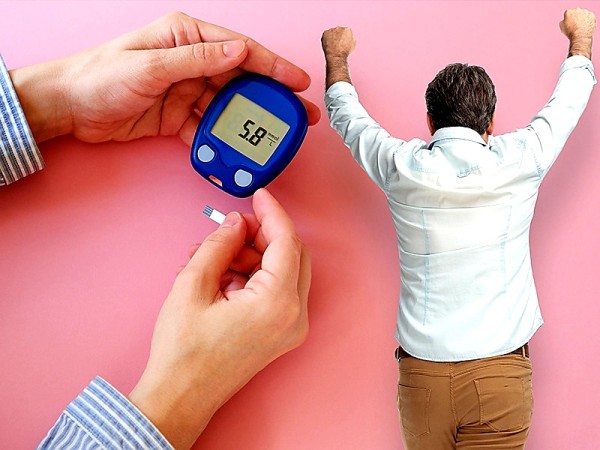 كيف تعمل على التقليل من مستويات السكر بالدم طبيعياً ؟ خطوات سحرية للتقليل من مستويات السكر بالدم