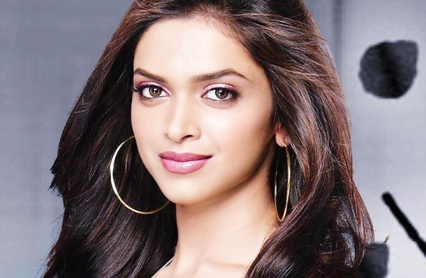 لماذا تقول ديبيكا بادوكون عن معركتها مع الاكتئاب وصلت للتفكير في الانتحار