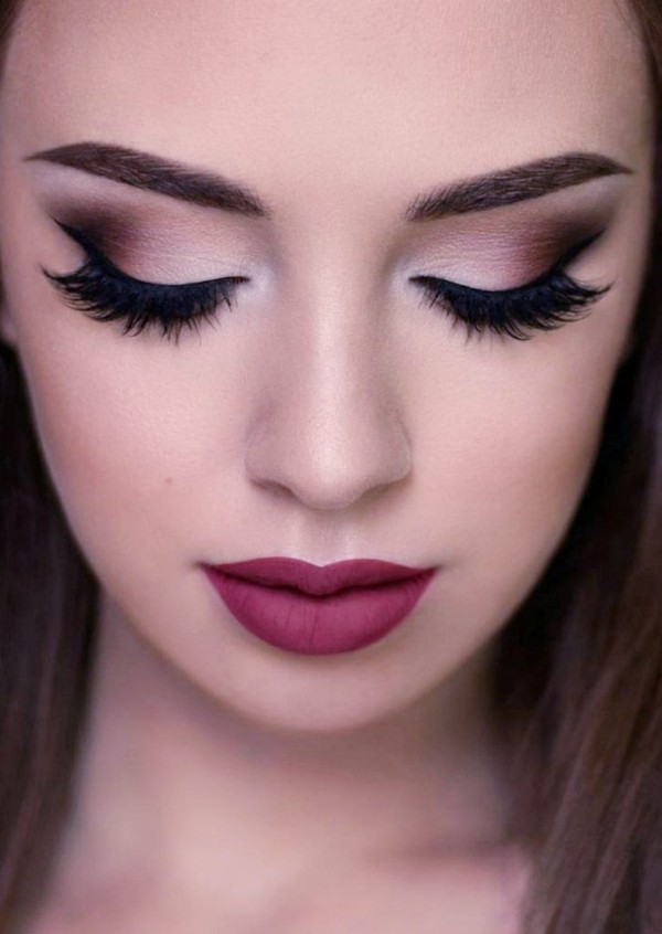 نصائح مكياج العيون  الكبيرة للعروس