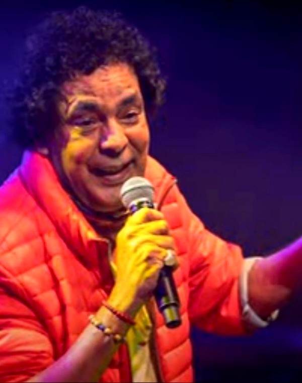 محمد منير في السعودية: الجمهور طاقتي وأهمية الرفاهية لمواصلة الإبداع الفني