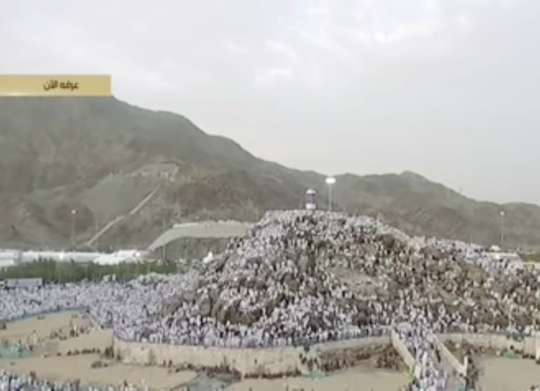 قصة جبل عرفات وسبب تسميته بهذا الاسم ،،،، التاريخ والأهمية الدينية والحجية